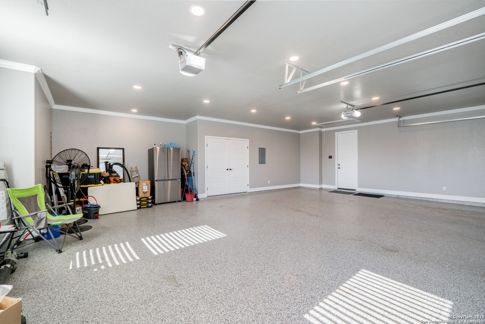 108 Timber Heights La Vernia, TX 78121 - Photo 34 of 42 a view of a room with gym equipment