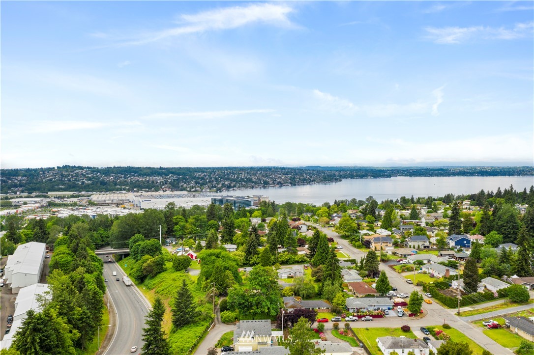 1162 Edmonds Place Northeast Renton, WA 98056 - Photo 7 of 25