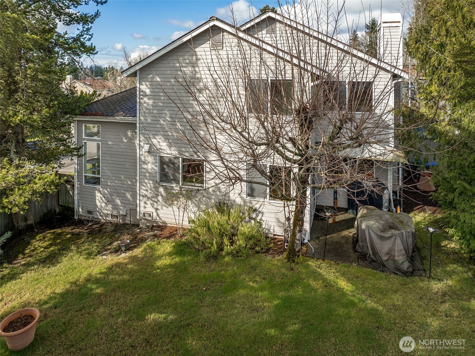 1704 Field Place Northeast Renton, WA 98059 - Photo 34 of 38
