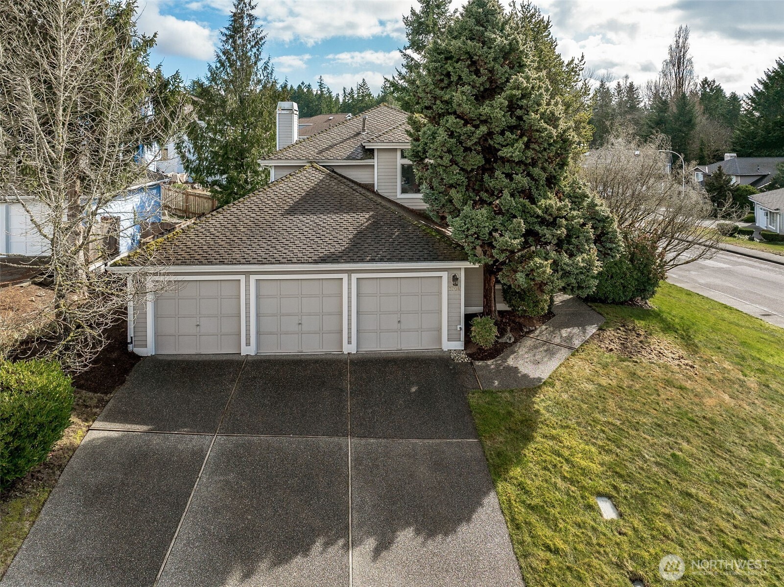 1704 Field Place Northeast Renton, WA 98059 - Photo 35 of 38
