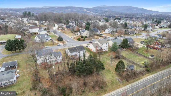 $514,900 | 1076 Stuart Drive, Front Royal, VA 22630