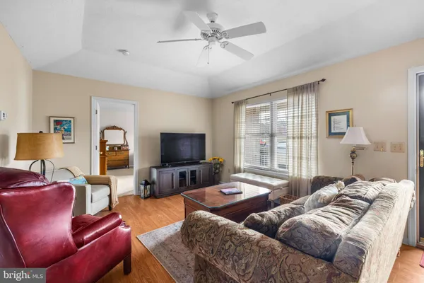 $514,900 | 1076 Stuart Drive, Front Royal, VA 22630