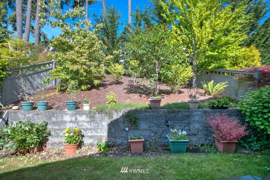 512 Elma Place Northeast Renton, WA 98059 - Photo 16 of 19