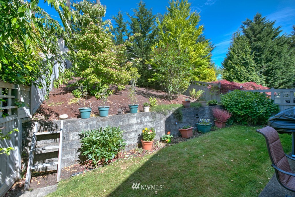 512 Elma Place Northeast Renton, WA 98059 - Photo 17 of 19