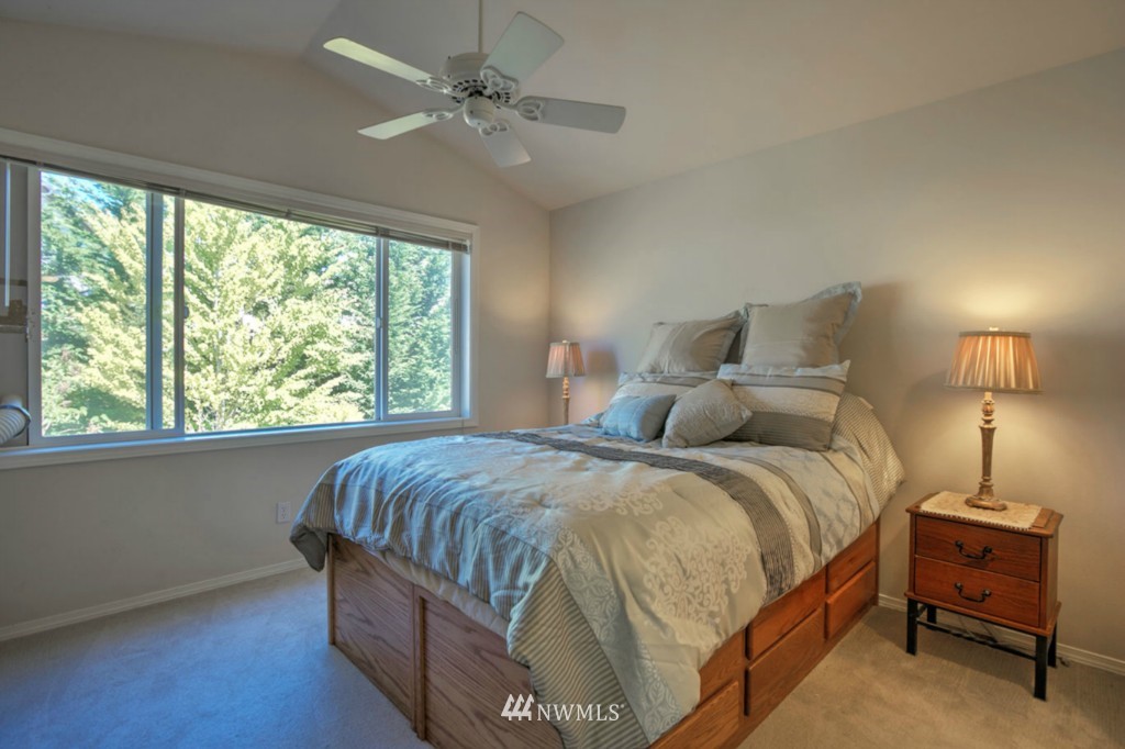 512 Elma Place Northeast Renton, WA 98059 - Photo 10 of 19