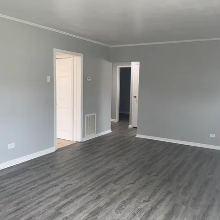 $156,000 | 55 Apple Lane, Park Forest, IL 60466