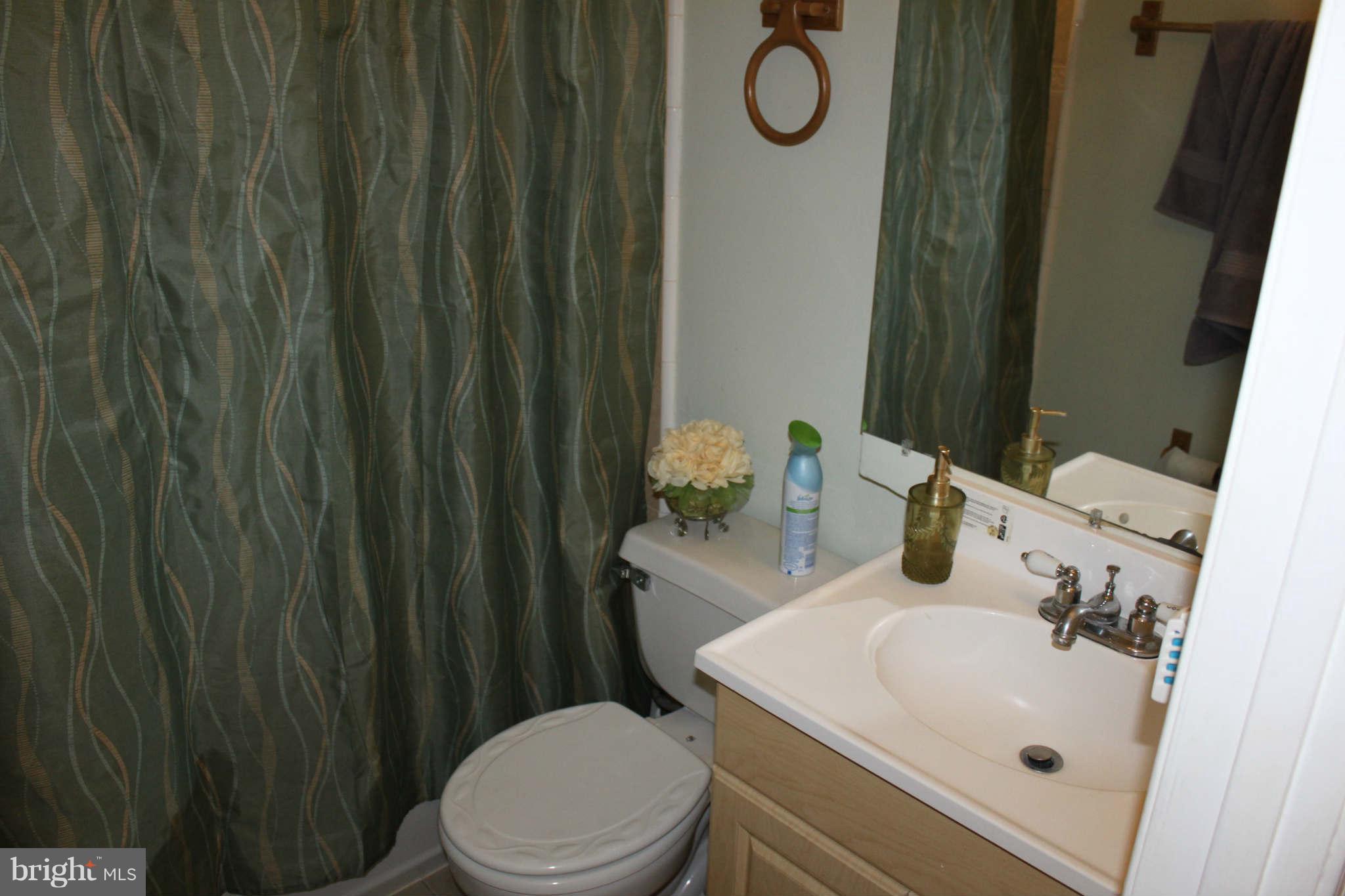 29 Rye Court Gaithersburg, MD 20878 - Photo 10 of 15 Bath 2