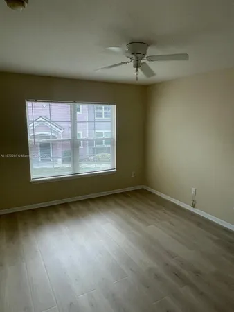 $1,700 | 3391 Parkchester Square Boulevard, Unit 204, Orlando, FL 32835