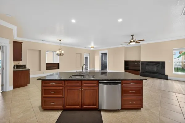 $3,300,000 | 5010 Jefferson Boulevard, West Sacramento, CA 95691