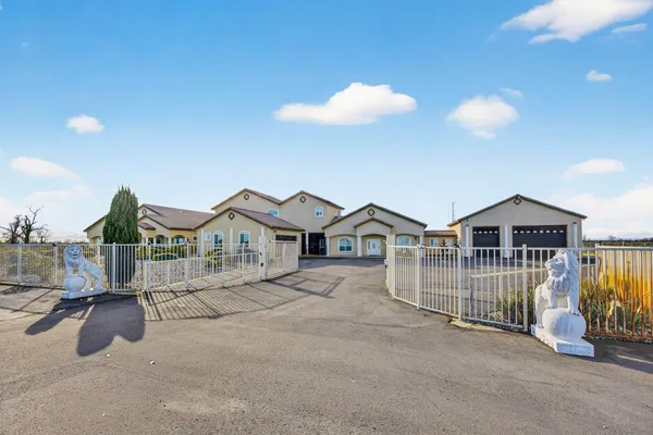 $3,300,000 | 5010 Jefferson Boulevard, West Sacramento, CA 95691