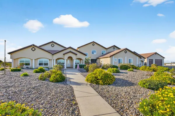 $3,300,000 | 5010 Jefferson Boulevard, West Sacramento, CA 95691