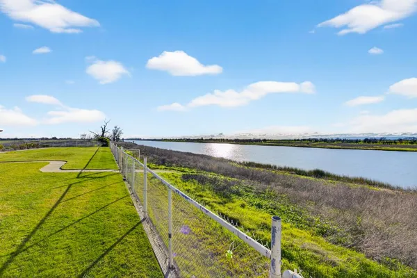 $3,300,000 | 5010 Jefferson Boulevard, West Sacramento, CA 95691