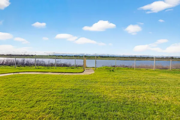 $3,300,000 | 5010 Jefferson Boulevard, West Sacramento, CA 95691