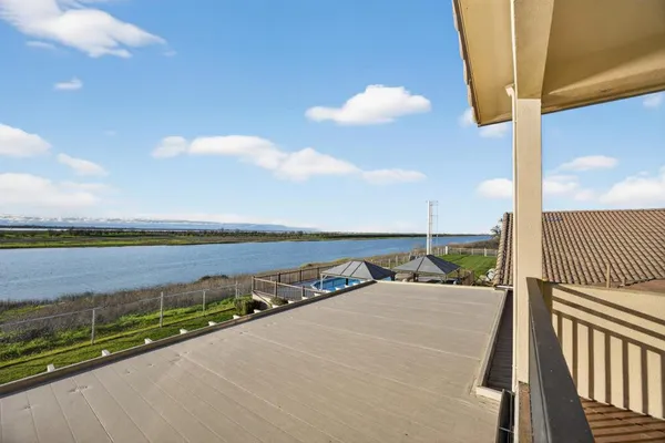 $3,300,000 | 5010 Jefferson Boulevard, West Sacramento, CA 95691