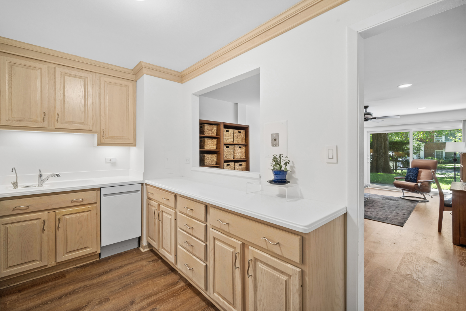 250 Ridge Avenue, Unit 1C Evanston, IL 60202 - Photo 7 of 17