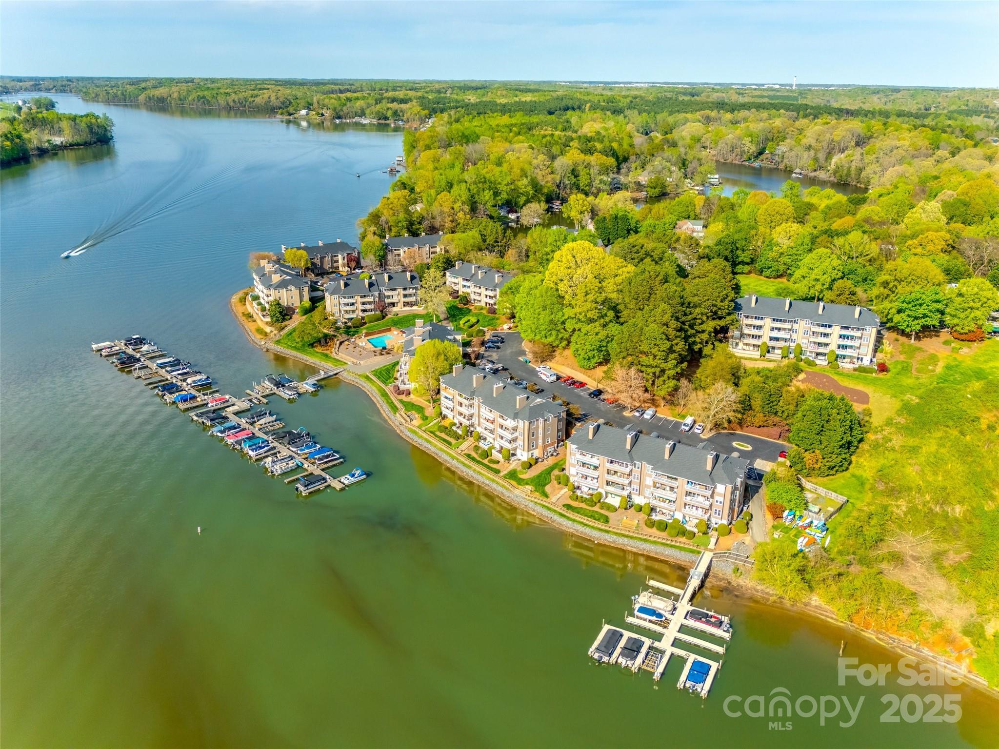 9709 Emerald Point Drive, Unit 6 Charlotte, NC 28278 - Photo 26 of 32