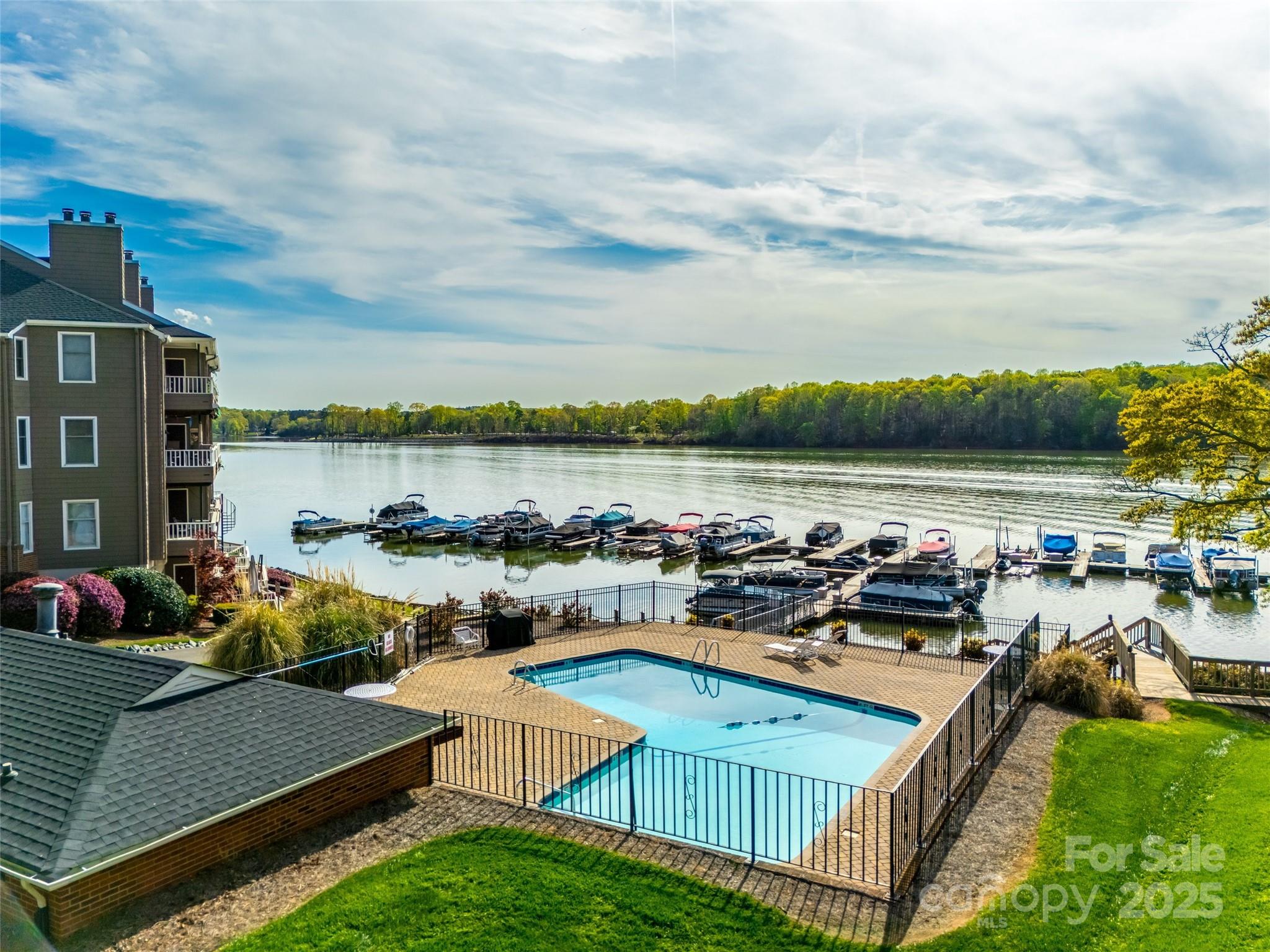 9709 Emerald Point Drive, Unit 6 Charlotte, NC 28278 - Photo 27 of 32