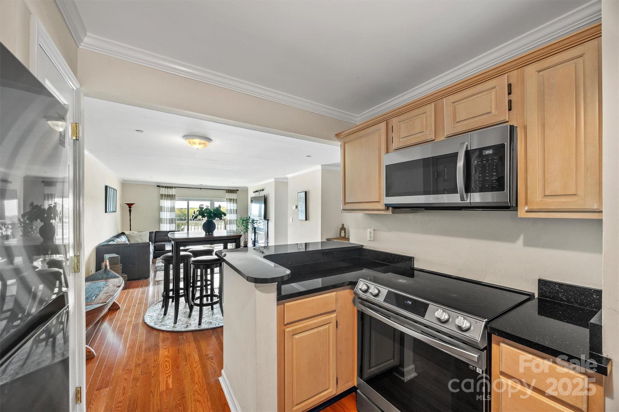 9709 Emerald Point Drive, Unit 6 Charlotte, NC 28278 - Photo 8 of 32