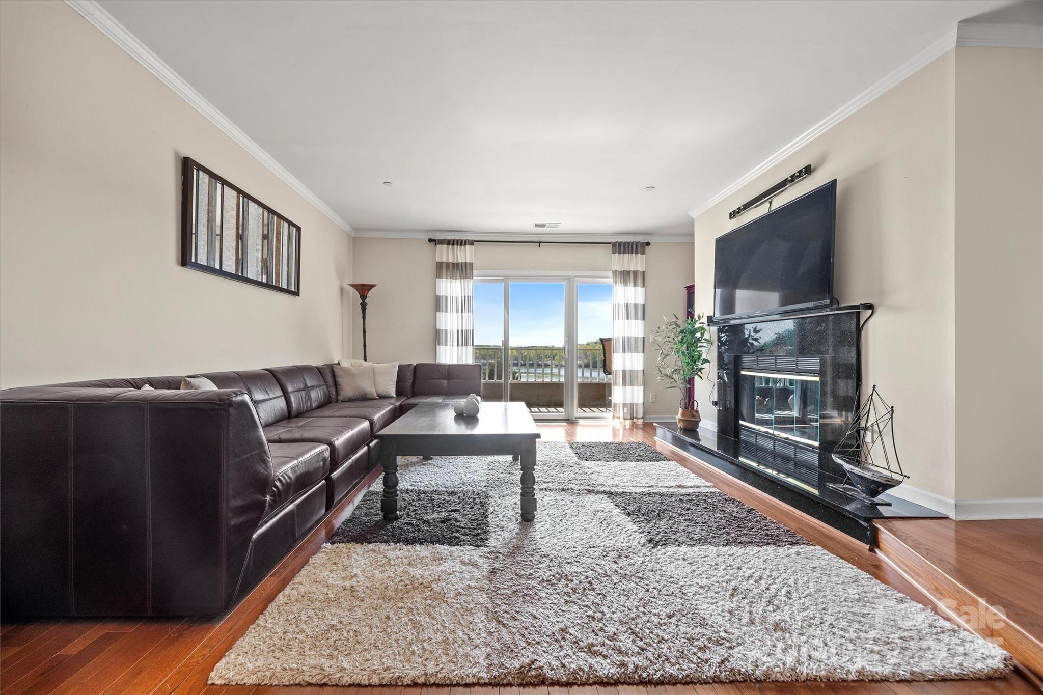 9709 Emerald Point Drive, Unit 6 Charlotte, NC 28278 - Photo 9 of 32