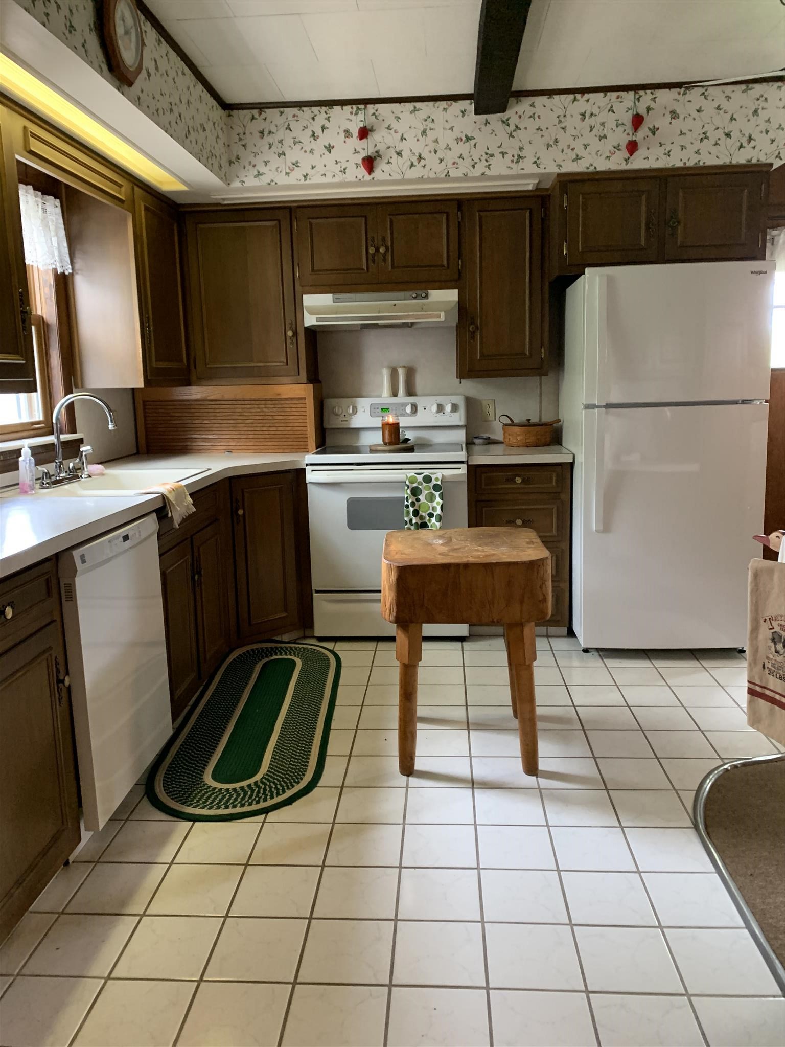 8024 Lilac Road Plymouth, IN 46563 - Photo 15 of 34 Gallery Image 15