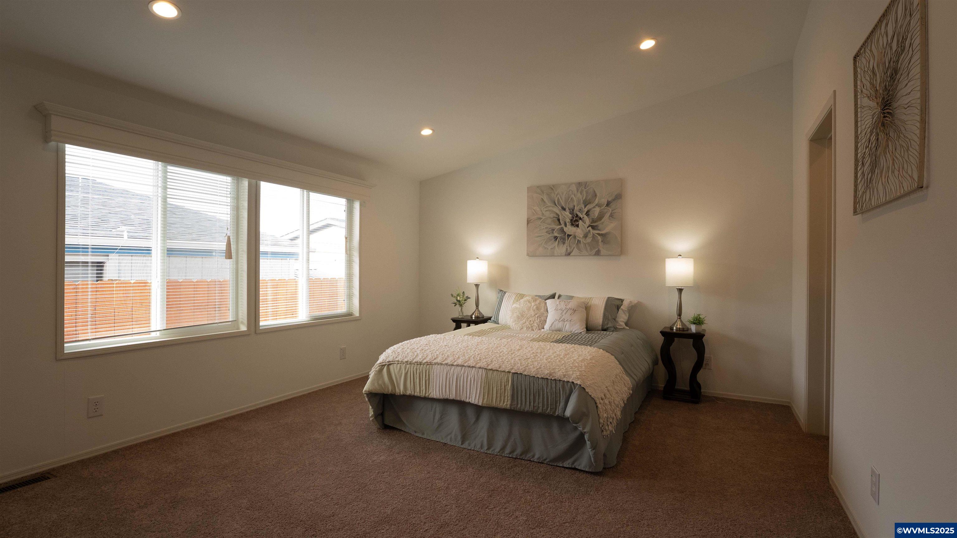 200 Market Street, Unit 218 Lebanon, OR 97355 - Photo 37 of 45