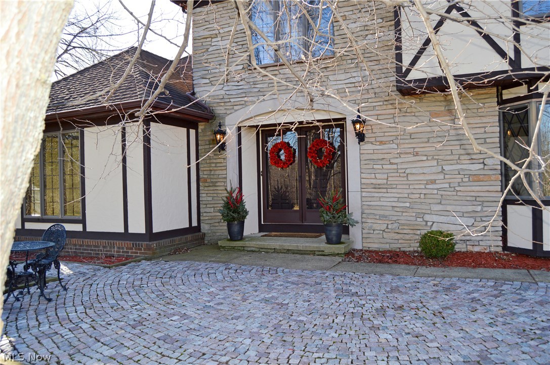 8024 Ballash Road Medina, OH 44256 - Photo 3 of 35 Gallery Image 3