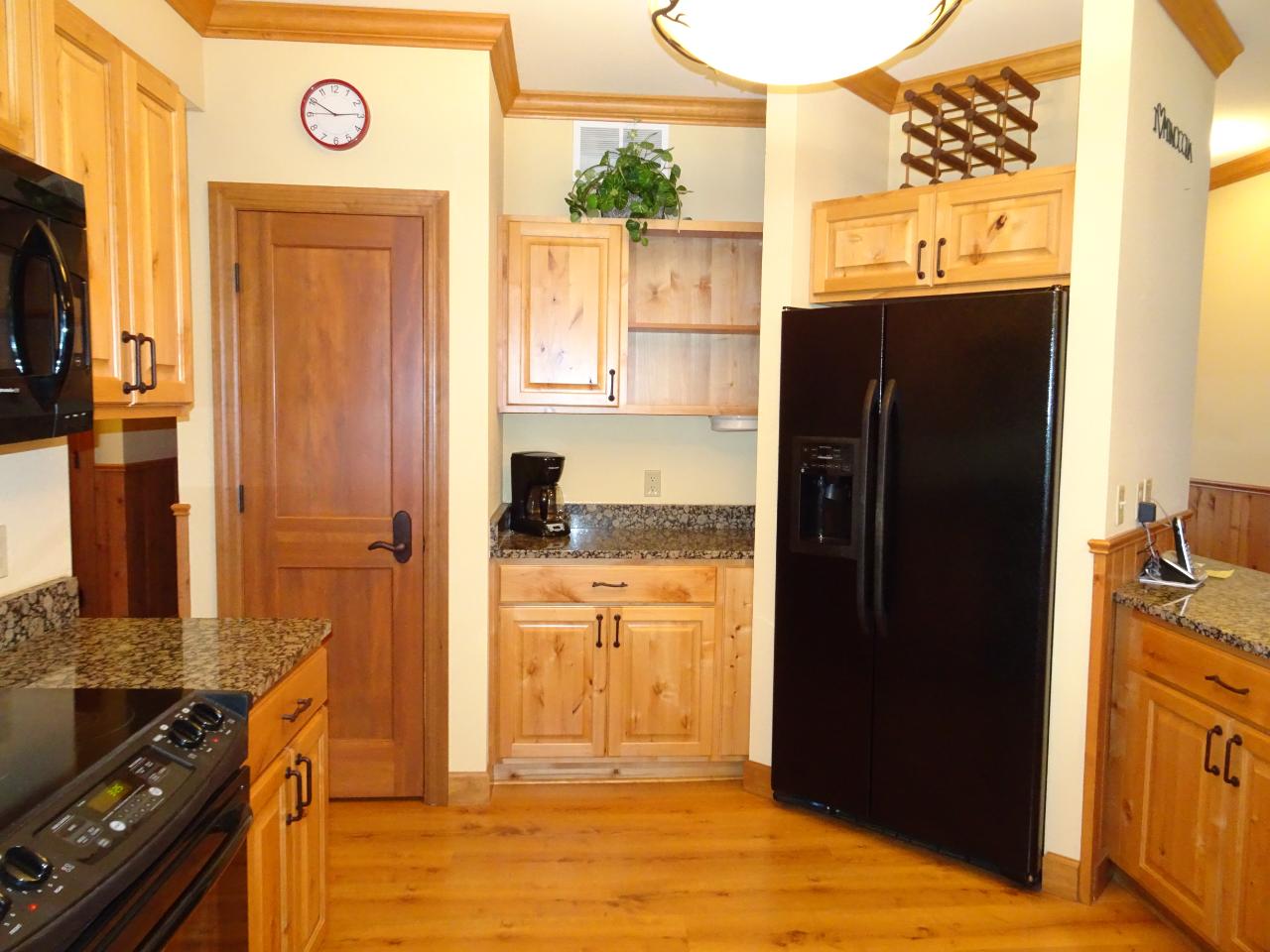 7861 Leary Road, Unit 19 Minocqua, WI 54548 - Photo 7 of 44 Gallery Image 7