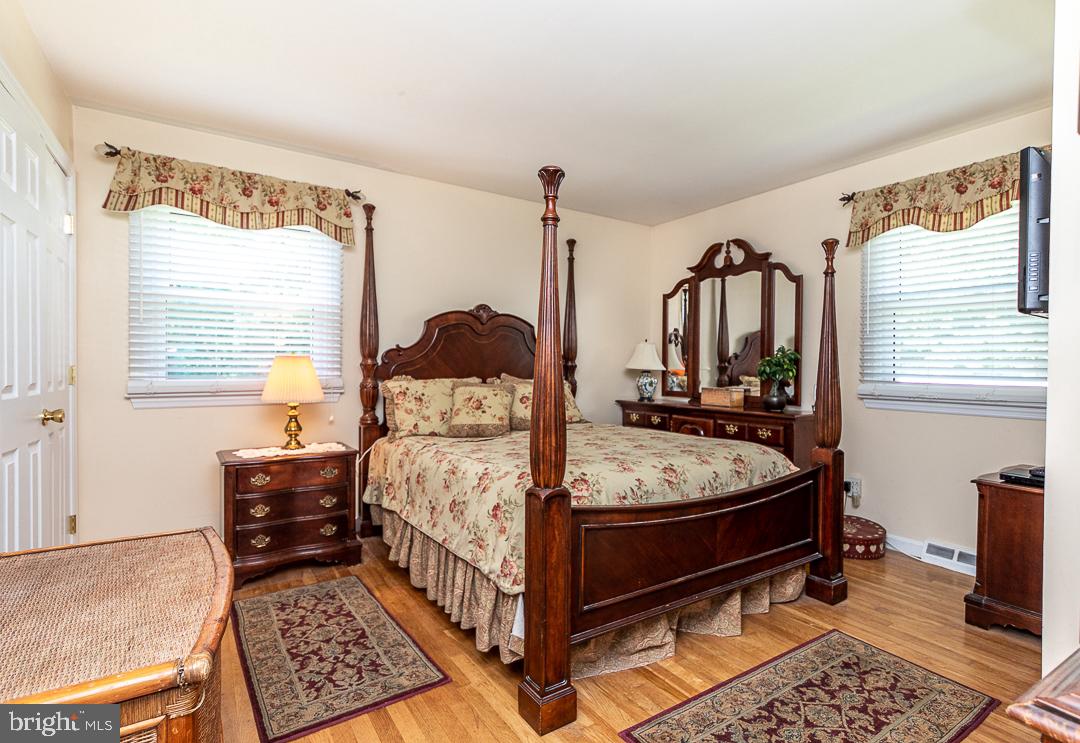 737 Whitebriar Road Hockessin, DE 19707 - Photo 14 of 25 Main Bedroom with Hardwood Flooring
