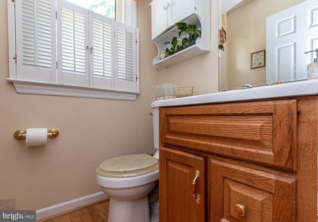 737 Whitebriar Road Hockessin, DE 19707 - Photo 7 of 25 Updated Powder Room