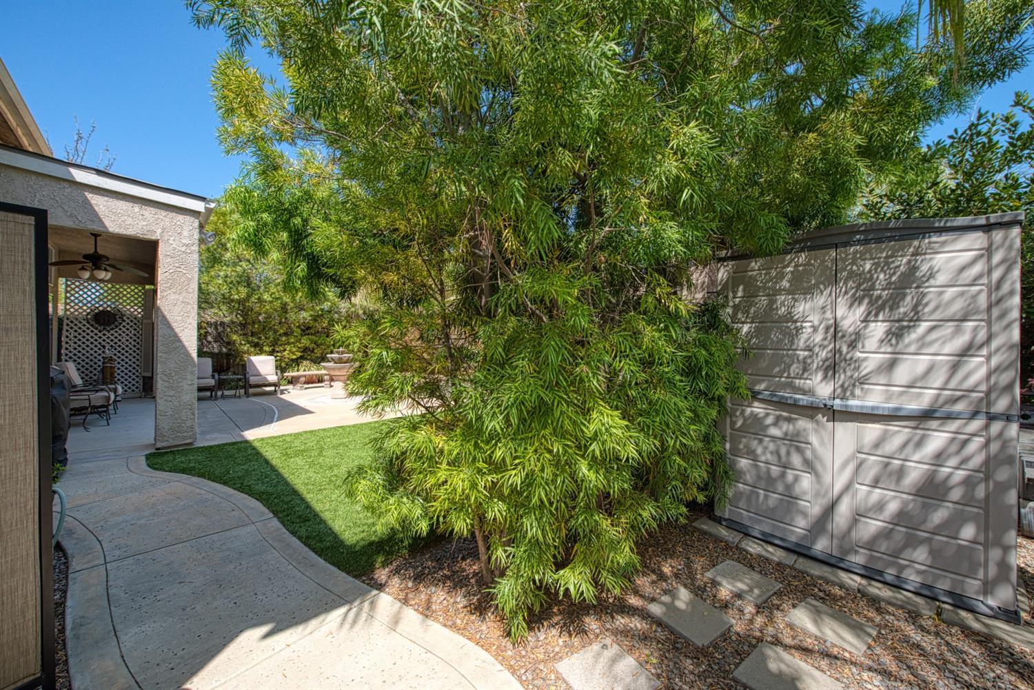 2815 Isabel Avenue Clovis, CA 93611 - Photo 29 of 31 shed