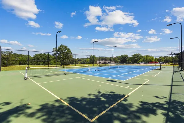 a view of a tennis court