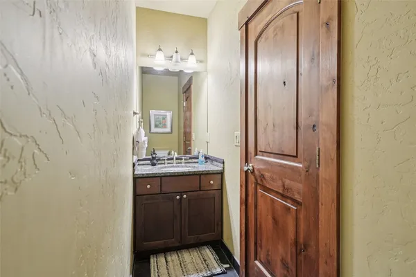 $975,000 | 50 B County Road 1293, Unit B, Silverthorne, CO 80498