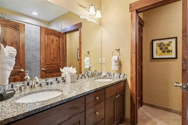 $975,000 | 50 B County Road 1293, Unit B, Silverthorne, CO 80498