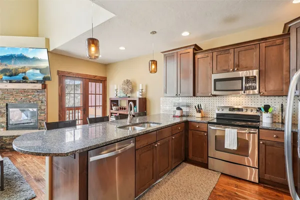 $975,000 | 50 B County Road 1293, Unit B, Silverthorne, CO 80498