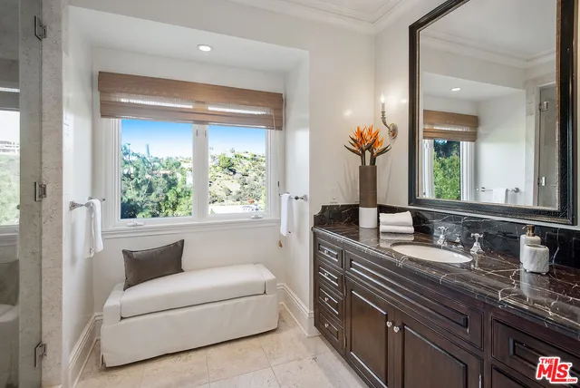 $82,500 | 980 Stradella Road, Los Angeles, CA 90077