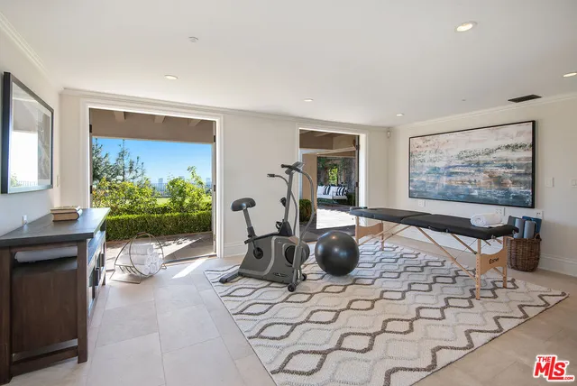 $82,500 | 980 Stradella Road, Los Angeles, CA 90077