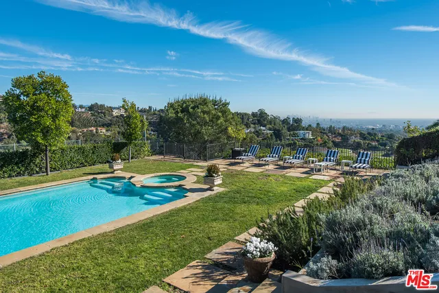 $82,500 | 980 Stradella Road, Los Angeles, CA 90077