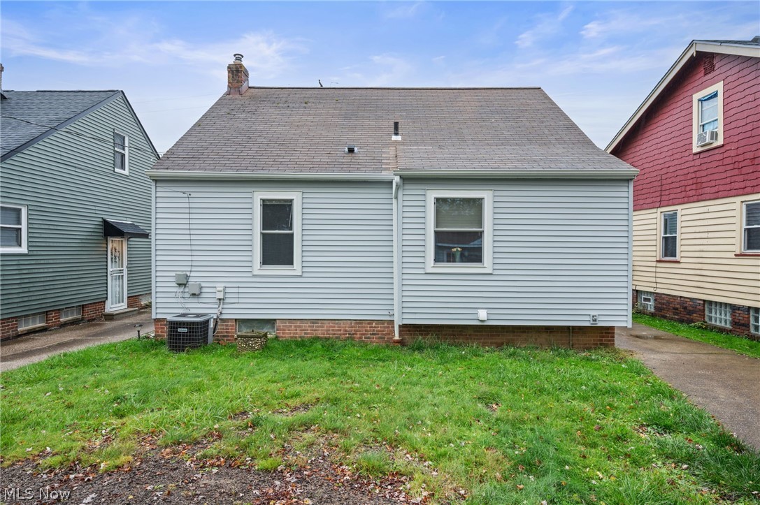 5234 Erwin Street Maple Heights, OH 44137 - Photo 37 of 39
