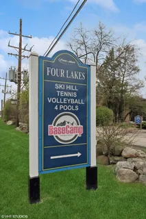 $185,000 | 5809 Oakwood Drive, Unit C, Lisle, IL 60532