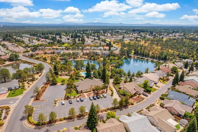 $629,000 | 332 Franciscan Trail, Redding, CA 96003