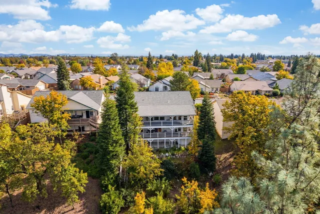 $629,000 | 332 Franciscan Trail, Redding, CA 96003