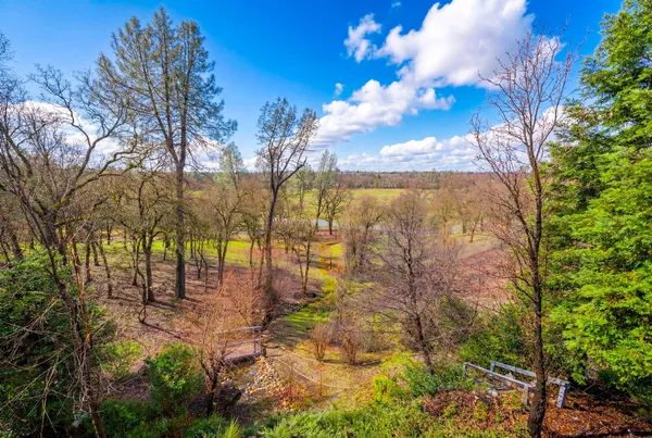 $489,000 | 332 Franciscan Trail, Redding, CA 96003