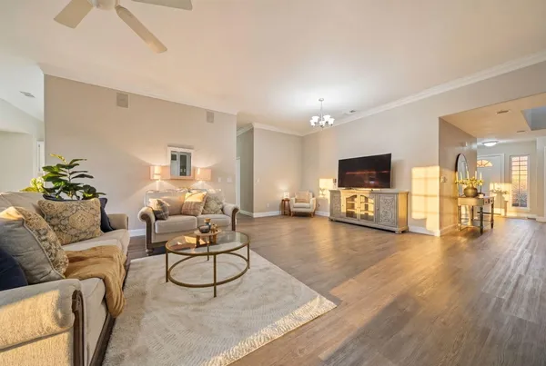 $489,000 | 332 Franciscan Trail, Redding, CA 96003