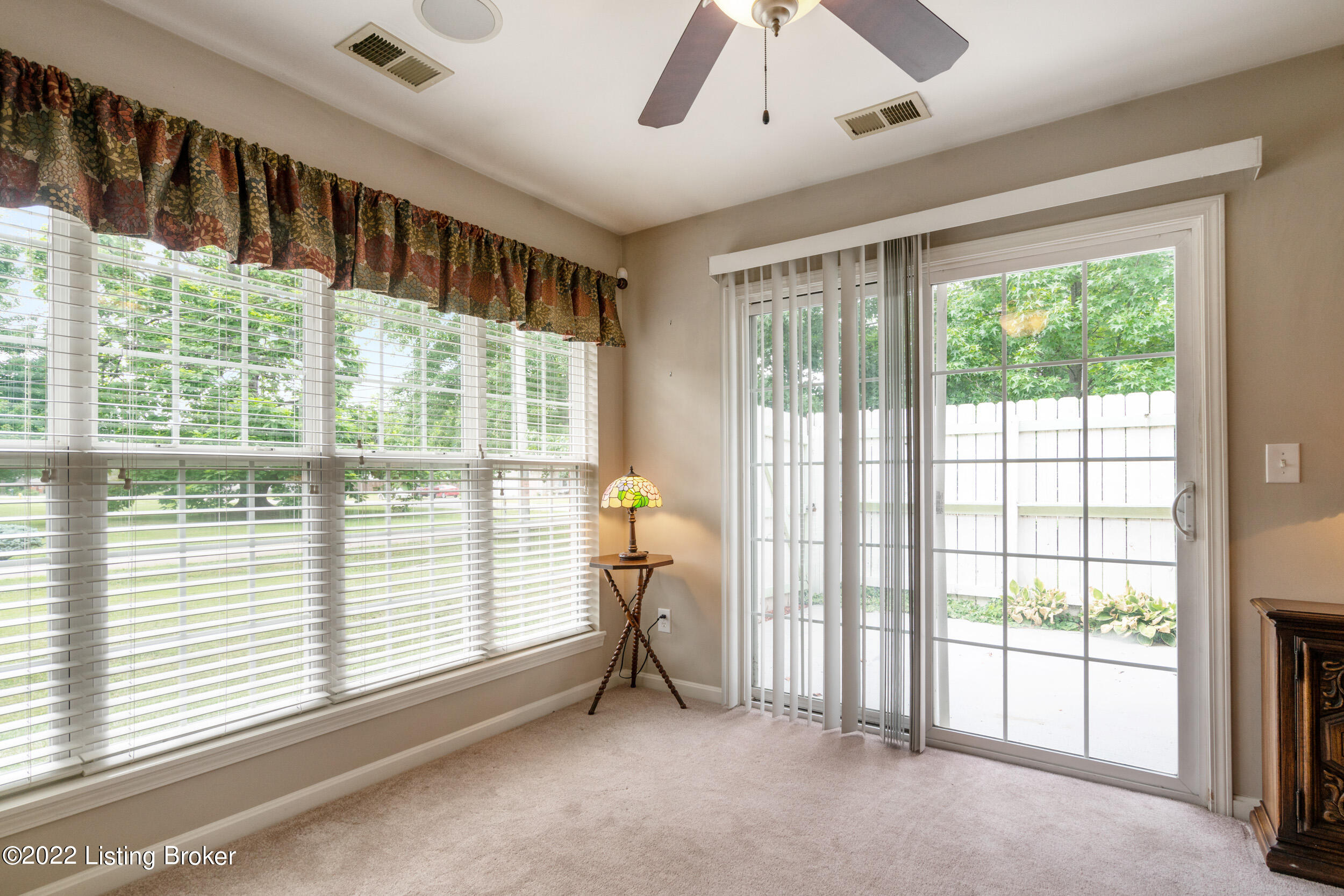 6402 Renate Road Louisville, KY 40291 - Photo 14 of 26 6402 Renate Road-15