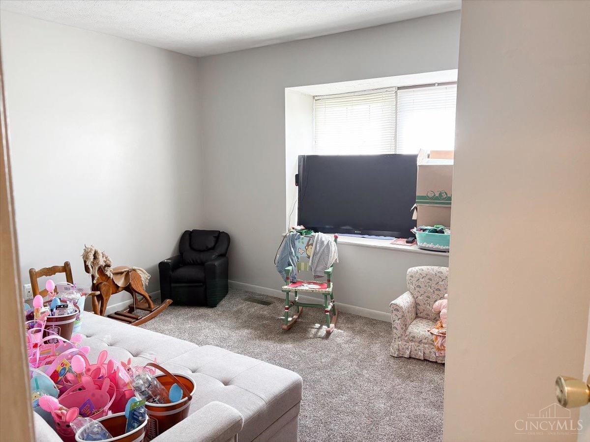 3417 Tinaview Court Cincinnati, OH 45211 - Photo 12 of 22 Gallery Image 12