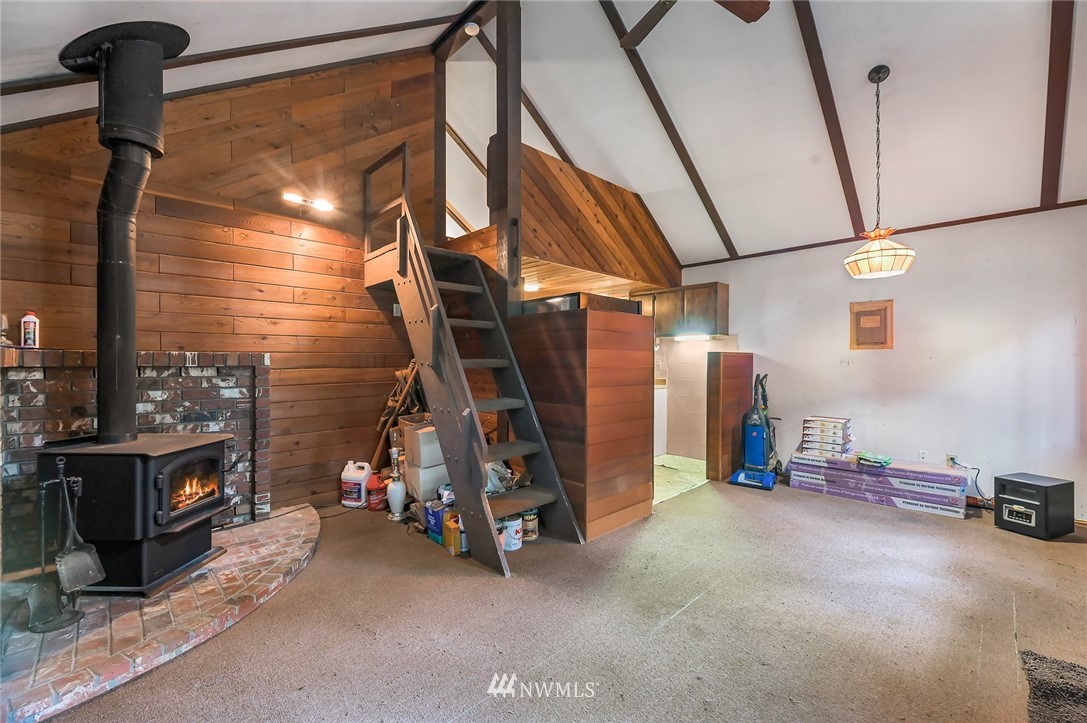 6206 Shamrock Road Maple Falls, WA 98266 - Photo 6 of 20 Gallery Image 6