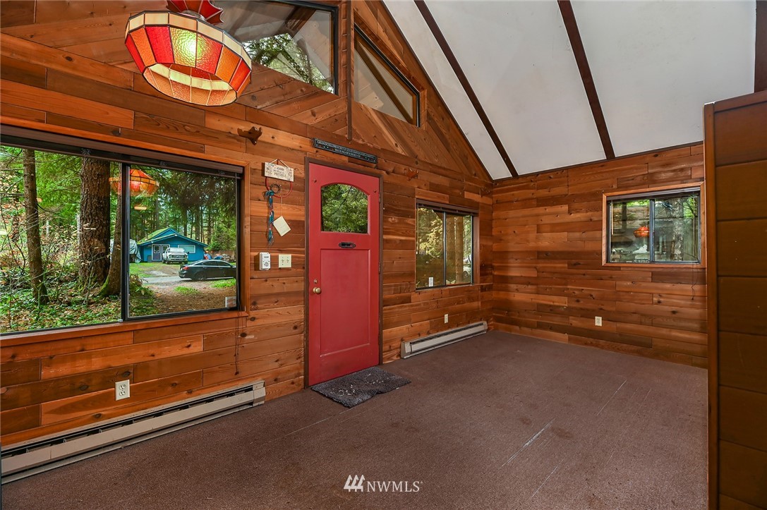 6206 Shamrock Road Maple Falls, WA 98266 - Photo 7 of 20 Gallery Image 7
