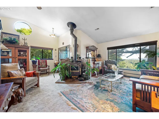 $985,000 | 23896 Northwest Mt Richmond Road, Yamhill, OR 97148