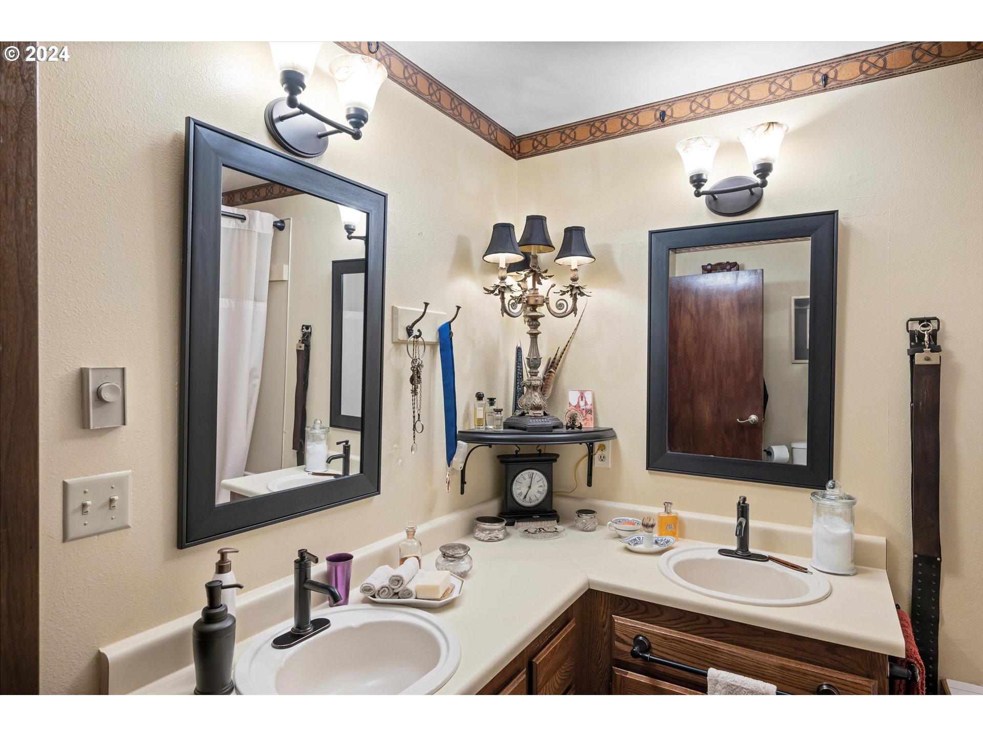 23896 Northwest Mt Richmond Road Yamhill, OR 97148 - Photo 24 of 46 Bathroom