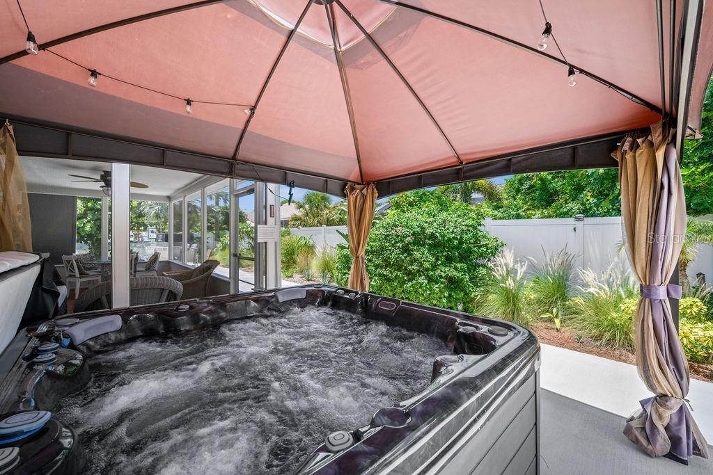 1024 Horizon Road Venice, FL 34293 - Photo 2 of 39